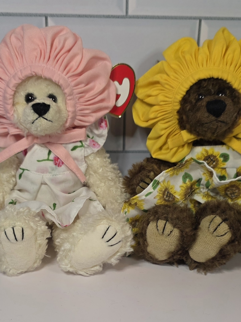Vintage Ty Beanie Babies Floral-Bonnet Bear Duo in Pink and Yellow